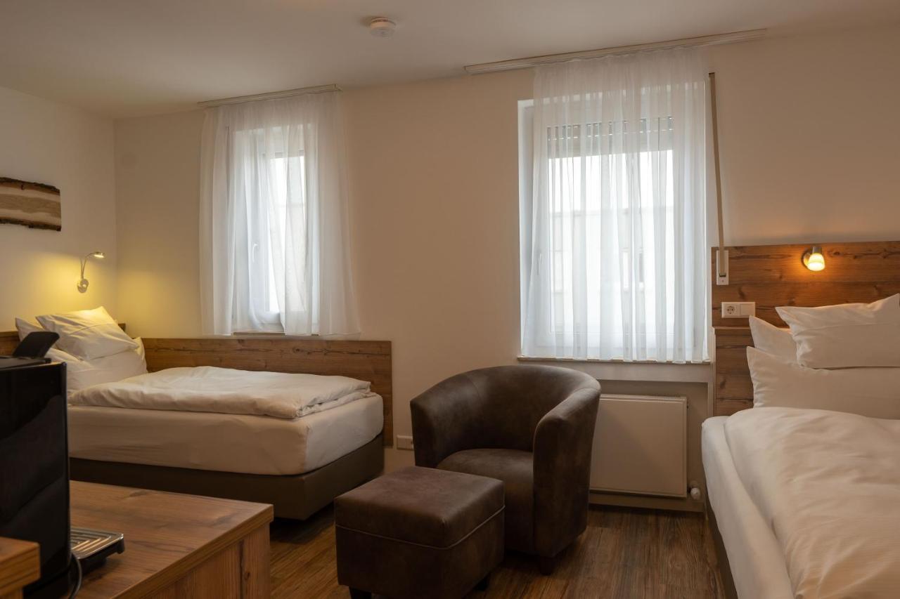 Hotel Post Mit Klimaanlage Неккарзульм Экстерьер фото
